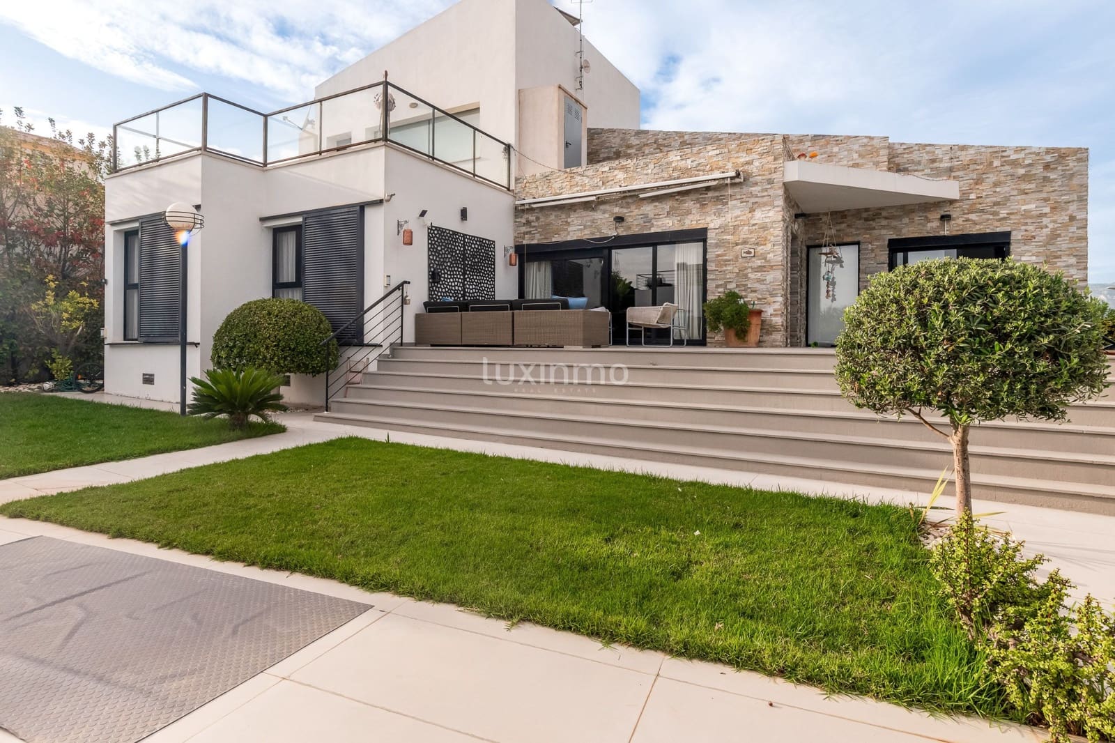 4 Zimmer Villa zu verkaufen in Polop mit Pool Garage - 895.000 € (Ref: 10079670)