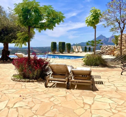 Chalet de 7 habitaciones en Altea la Vella, Altea en venta con piscina - 2.950.000 € (Ref: 10079671)