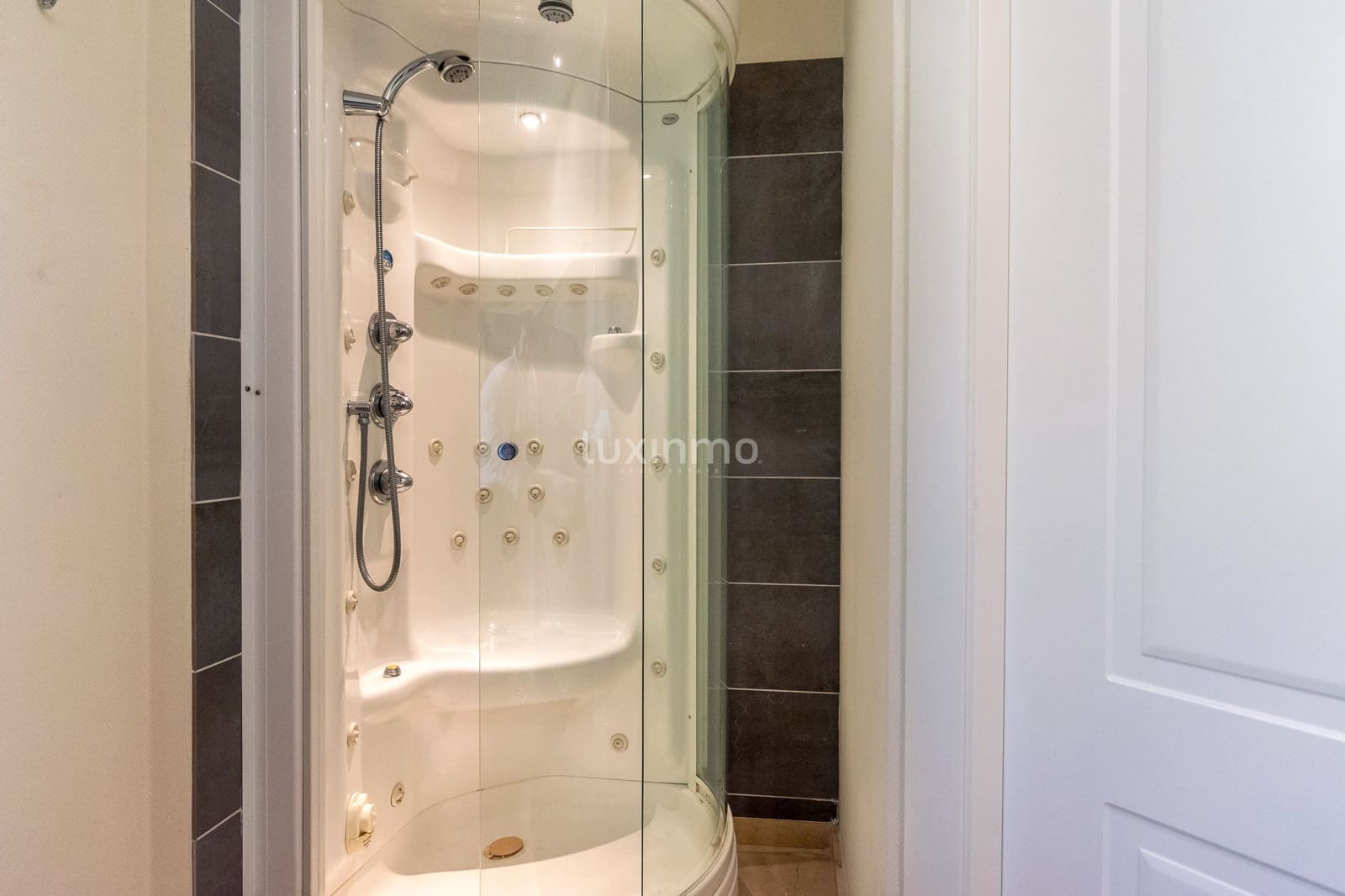 7 makuuhuone Huvila myytävänä paikassa Altea la Vella mukana uima-altaan - 2 950 000 € (Ref: 10079671)