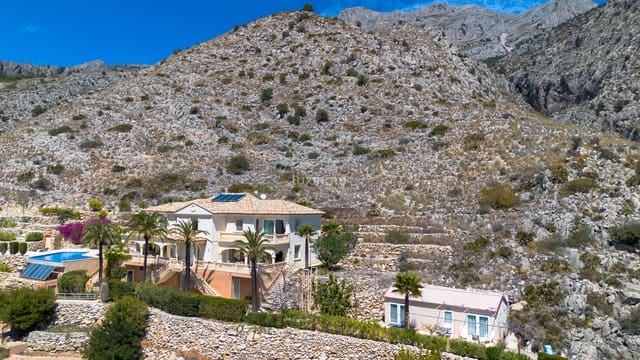 Chalet de 7 habitaciones en Altea la Vella, Altea en venta con piscina - 2.950.000 € (Ref: 10079671)
