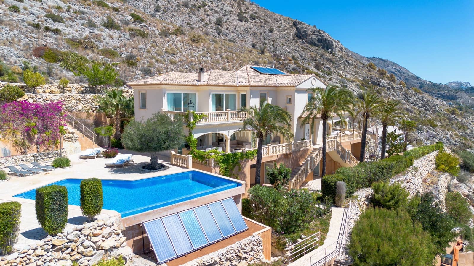 7 makuuhuone Huvila myytävänä paikassa Altea la Vella mukana uima-altaan - 2 950 000 € (Ref: 10079671)
