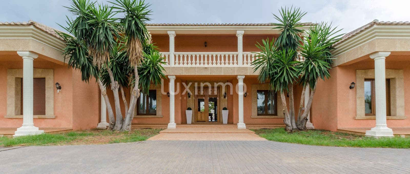 5 slaapkamer Villa te koop in Denia met zwembad garage - € 1.890.000 (Ref: 10079673)