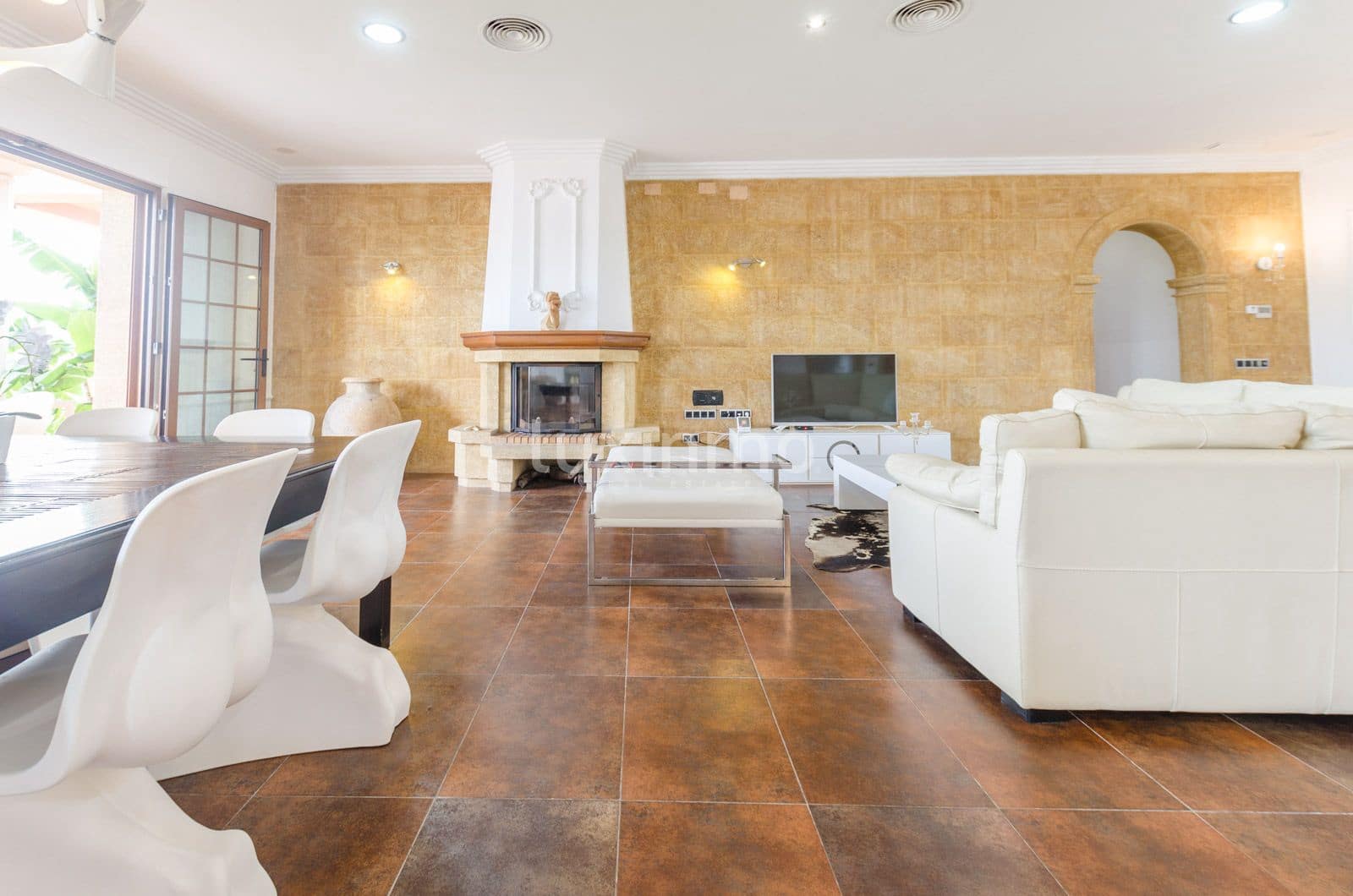 5 slaapkamer Villa te koop in Denia met zwembad garage - € 1.890.000 (Ref: 10079673)