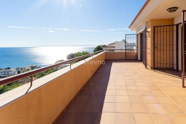 Chalet de 6 habitaciones en Altea en venta con piscina garaje - 1.800.000 € (Ref: 10079675)