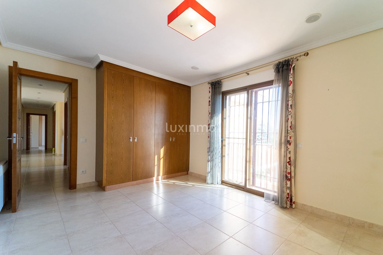 Chalet de 6 habitaciones en Altea en venta con piscina garaje - 1.800.000 € (Ref: 10079675)