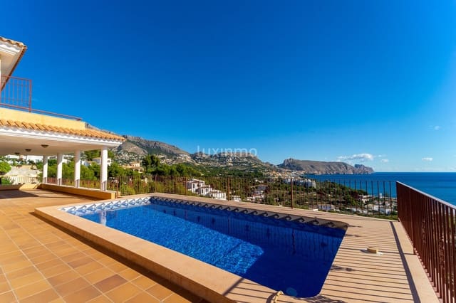 Chalet de 6 habitaciones en Altea en venta con piscina garaje - 1.800.000 € (Ref: 10079675)