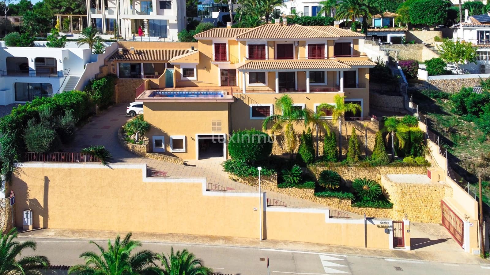 Chalet de 6 habitaciones en Altea en venta con piscina garaje - 1.800.000 € (Ref: 10079675)