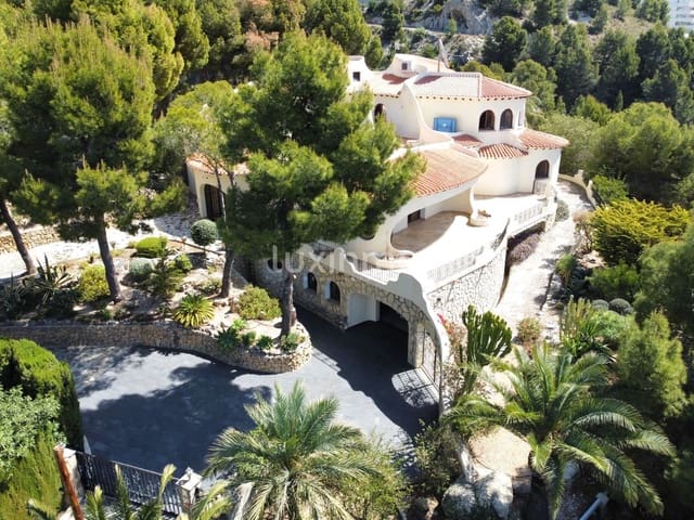 Chalet de 4 habitaciones en Altea en venta con piscina garaje - 1.520.000 € (Ref: 10079676)