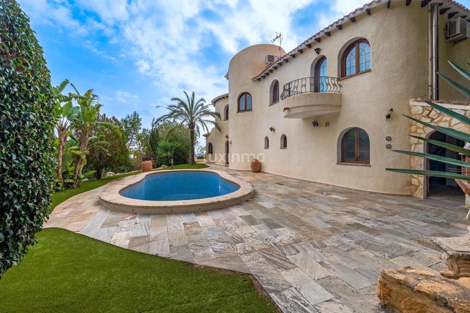 Chalet de 4 habitaciones en Altea en venta con piscina garaje - 1.520.000 € (Ref: 10079676)