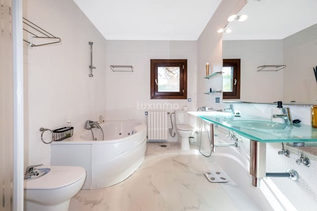 5 quarto Moradia para venda em Rincón de Loix, Benidorm com piscina garagem - 1 700 000 € (Ref: 10079679)