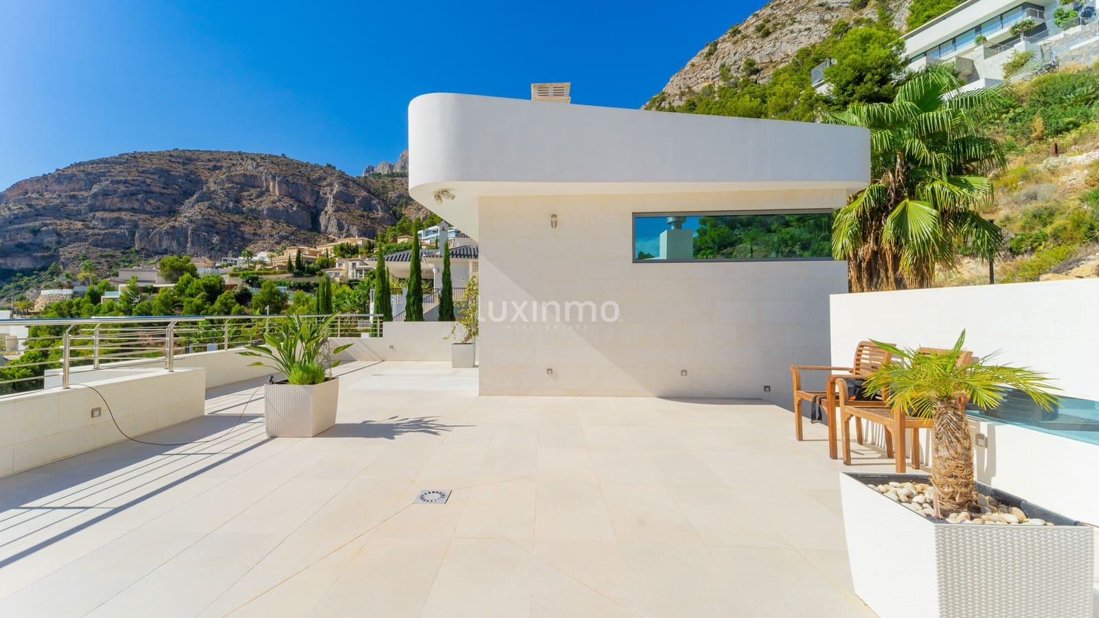 Chalet de 5 habitaciones en Altea en venta con piscina garaje - 2.650.000 € (Ref: 10079684)