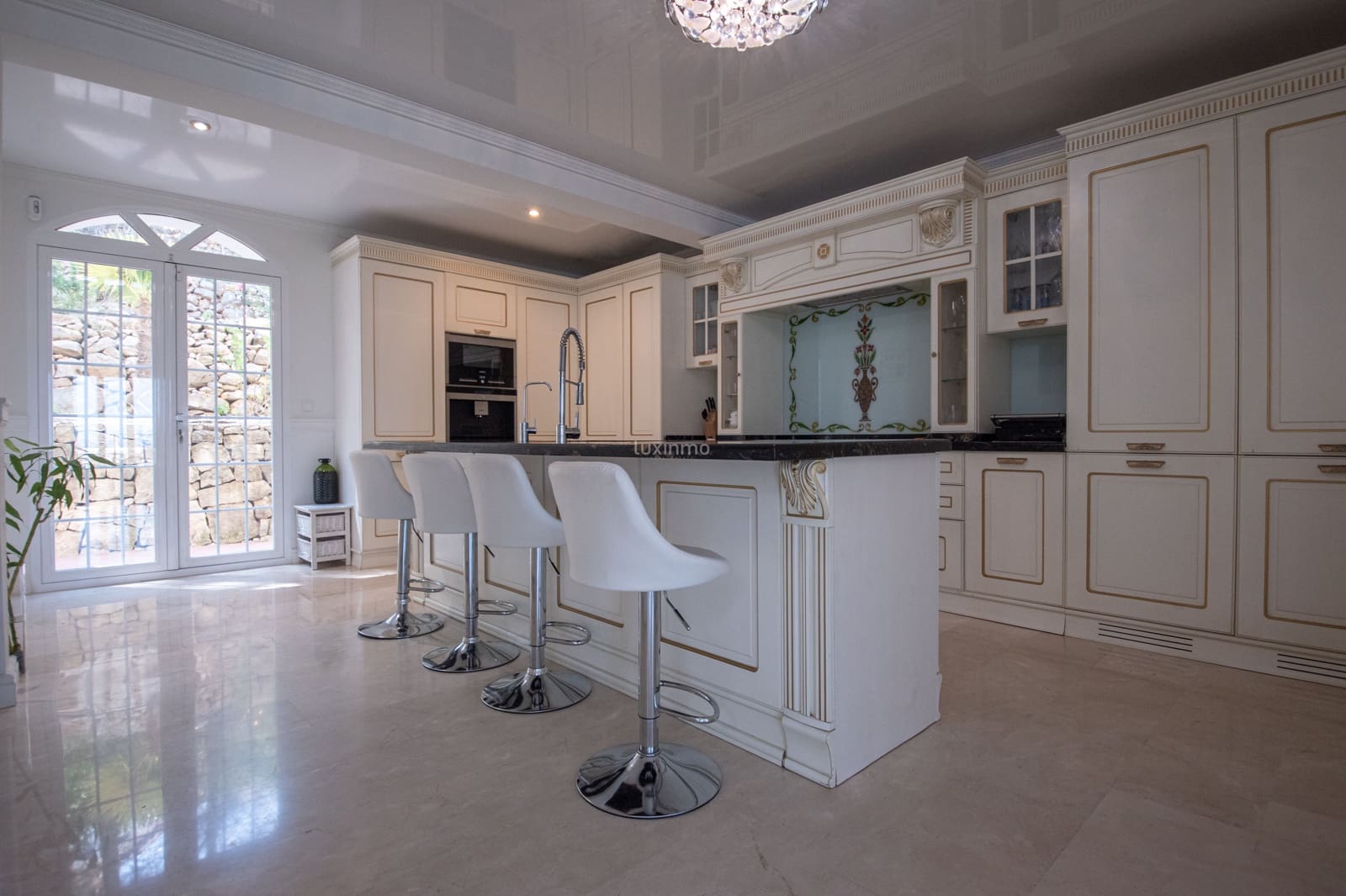 6 sovrum Villa till salu i Denia med pool garage - 1 850 000 € (Ref: 10079687)