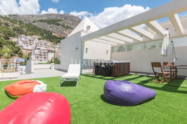 3 soverom Penthouse til salgs i Altea med svømmebasseng garasje - € 2 200 000 (Ref: 10079690)