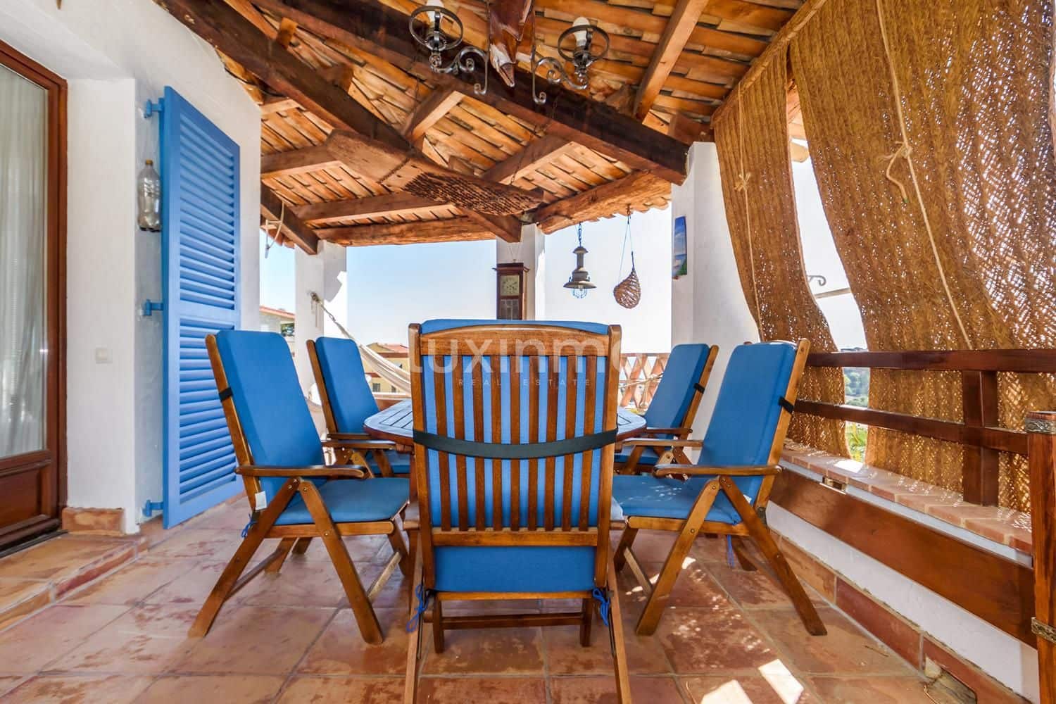 7 sovrum Villa till salu i El Campello med pool garage - 1 800 000 € (Ref: 10079691)