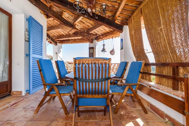 7 sovrum Villa till salu i El Campello med pool garage - 1 800 000 € (Ref: 10079691)