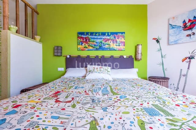 7 sovrum Villa till salu i El Campello med pool garage - 1 800 000 € (Ref: 10079691)