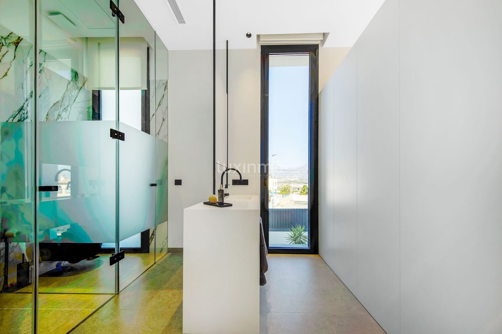 Chalet de 4 habitaciones en Albir en venta con piscina garaje - 3.950.000 € (Ref: 10079695)
