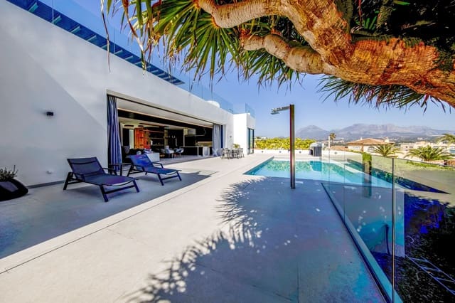 Chalet de 4 habitaciones en Albir, Alfaz del Pi / L'Alfàs del Pi en venta con piscina garaje - 3.950.000 € (Ref: 10079695)
