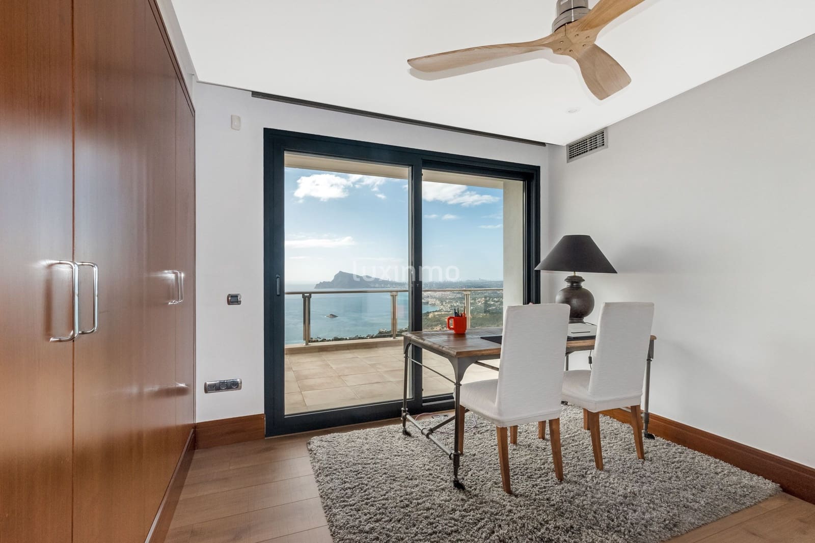 Chalet de 7 habitaciones en Altea en venta con piscina garaje - 2.850.000 € (Ref: 10079700)