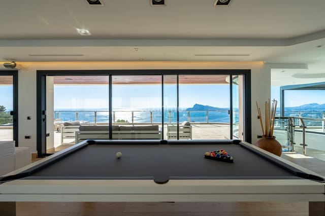 Chalet de 7 habitaciones en Altea en venta con piscina garaje - 2.850.000 € (Ref: 10079700)