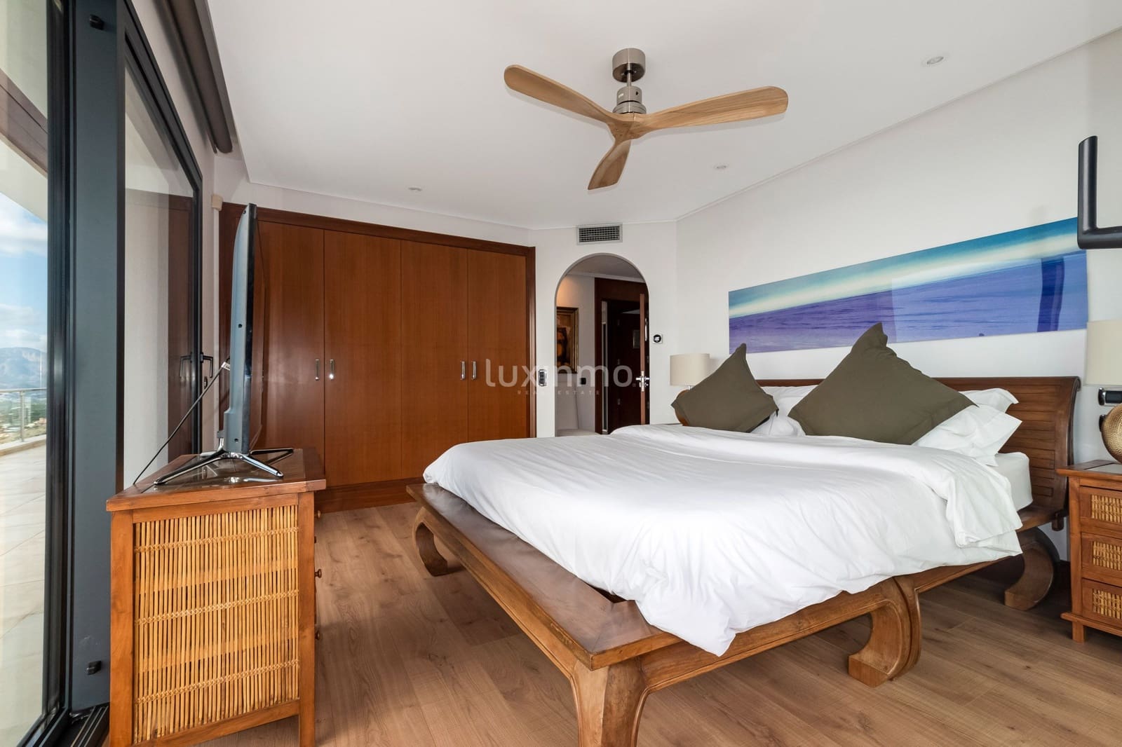 Chalet de 7 habitaciones en Altea en venta con piscina garaje - 2.850.000 € (Ref: 10079700)