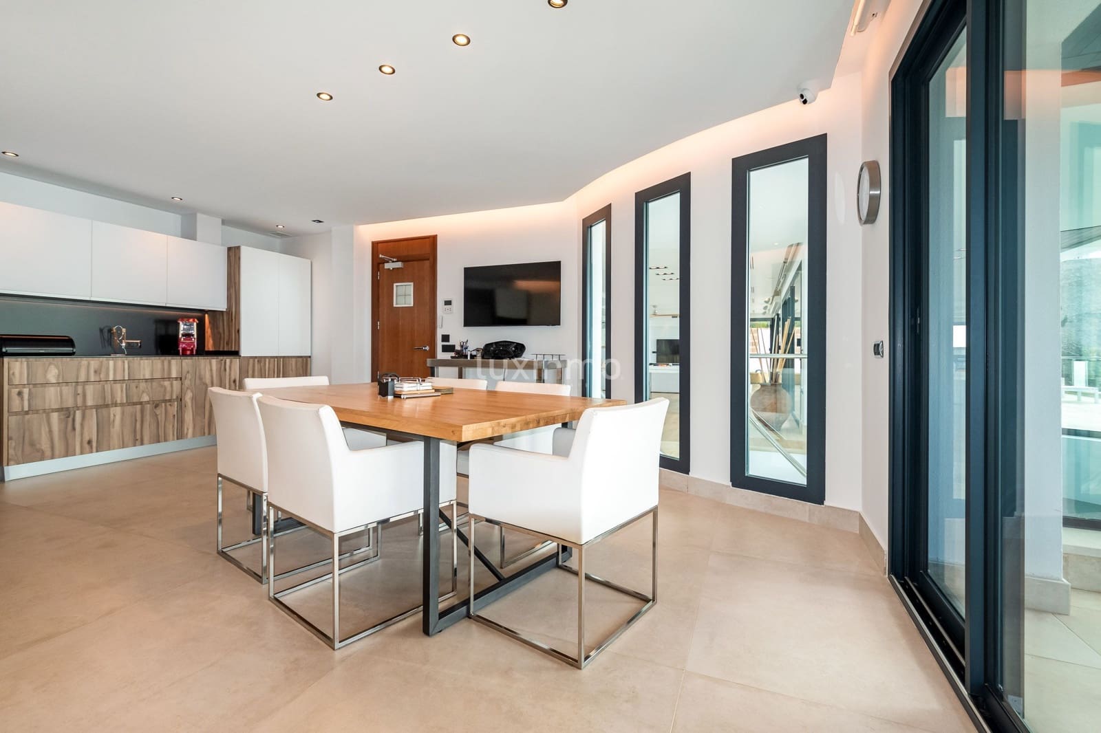 Chalet de 7 habitaciones en Altea en venta con piscina garaje - 2.850.000 € (Ref: 10079700)