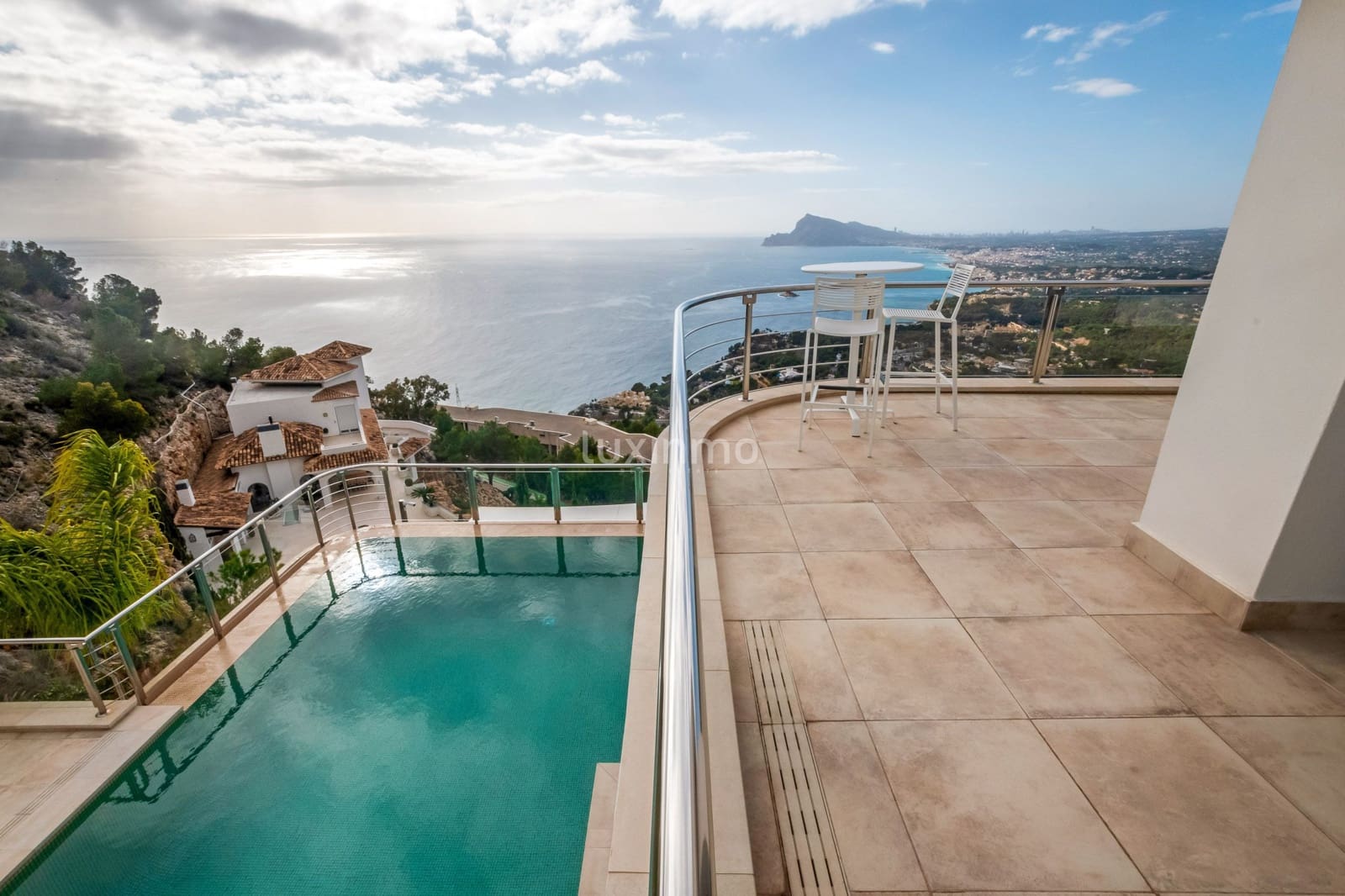 Chalet de 7 habitaciones en Altea en venta con piscina garaje - 2.850.000 € (Ref: 10079700)