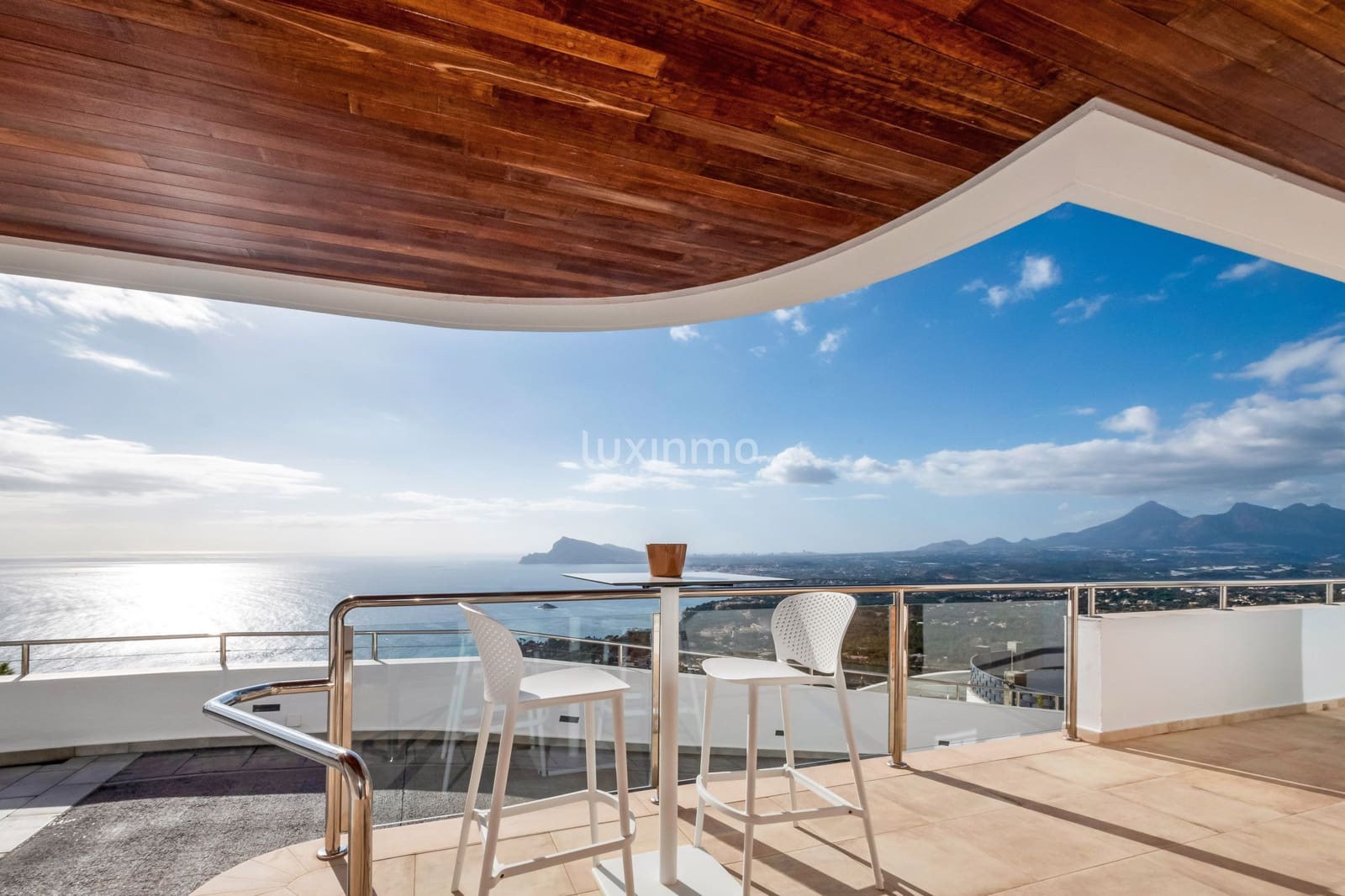 Chalet de 7 habitaciones en Altea en venta con piscina garaje - 2.850.000 € (Ref: 10079700)