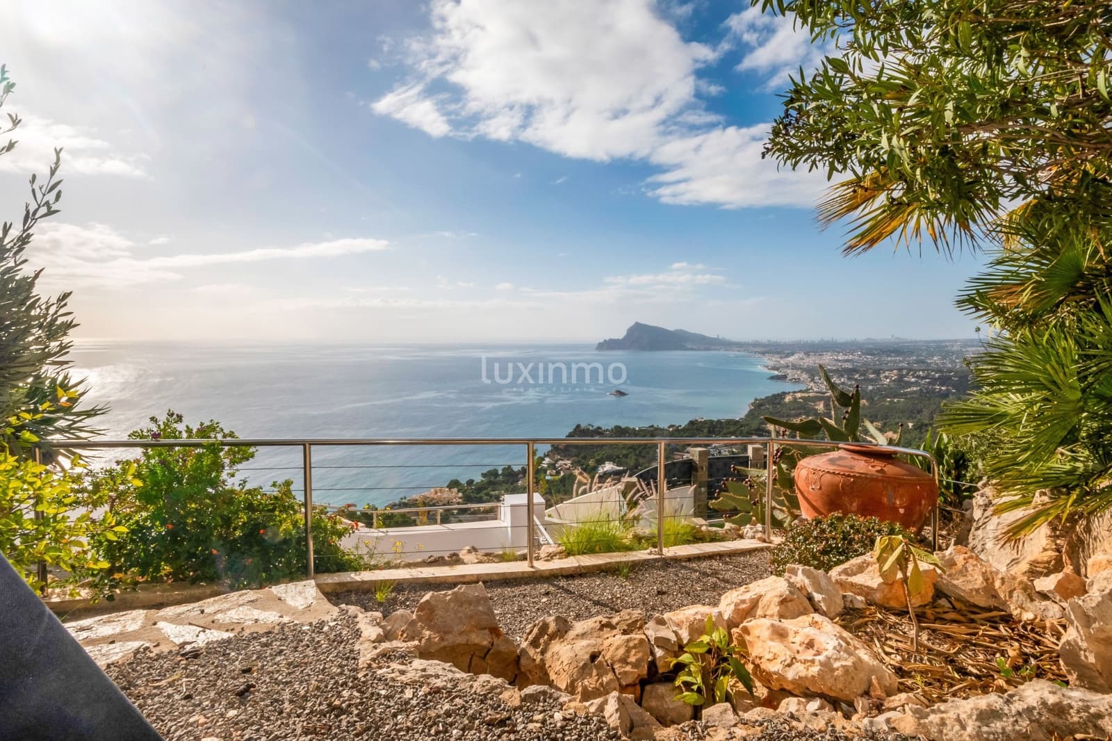 Chalet de 7 habitaciones en Altea en venta con piscina garaje - 2.850.000 € (Ref: 10079700)