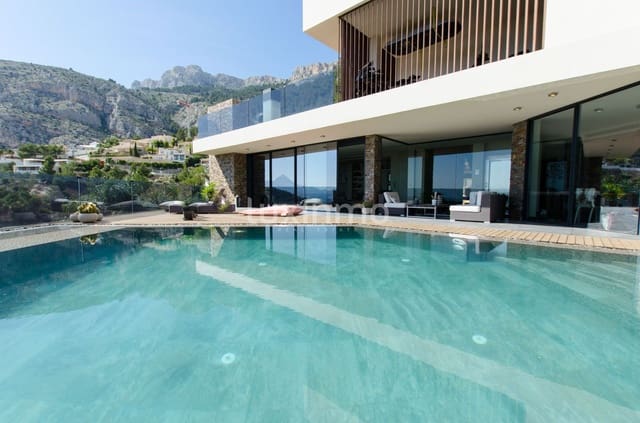 Chalet de 4 habitaciones en Altea en venta con piscina garaje - 2.650.000 € (Ref: 10079706)