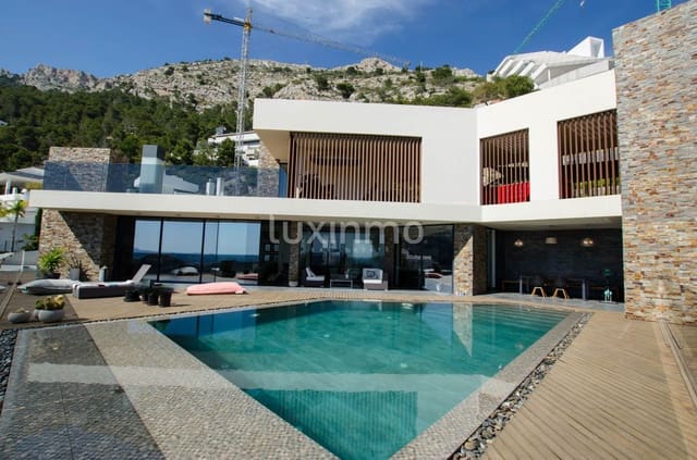 Chalet de 4 habitaciones en Altea en venta con piscina garaje - 2.650.000 € (Ref: 10079706)