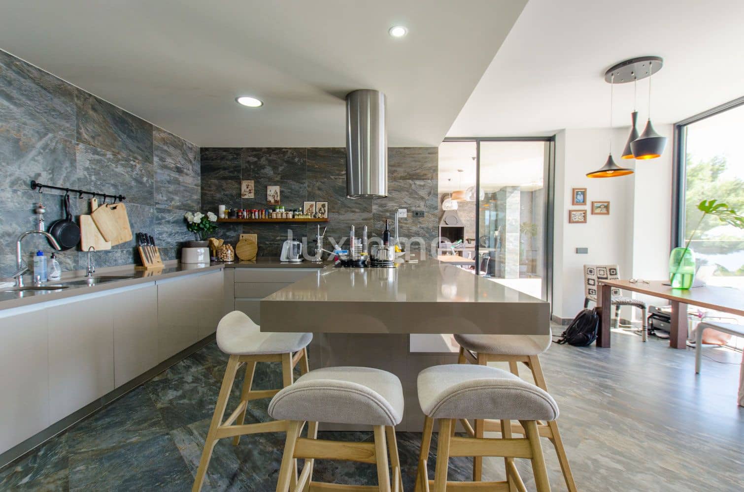Chalet de 4 habitaciones en Altea en venta con piscina garaje - 2.650.000 € (Ref: 10079706)