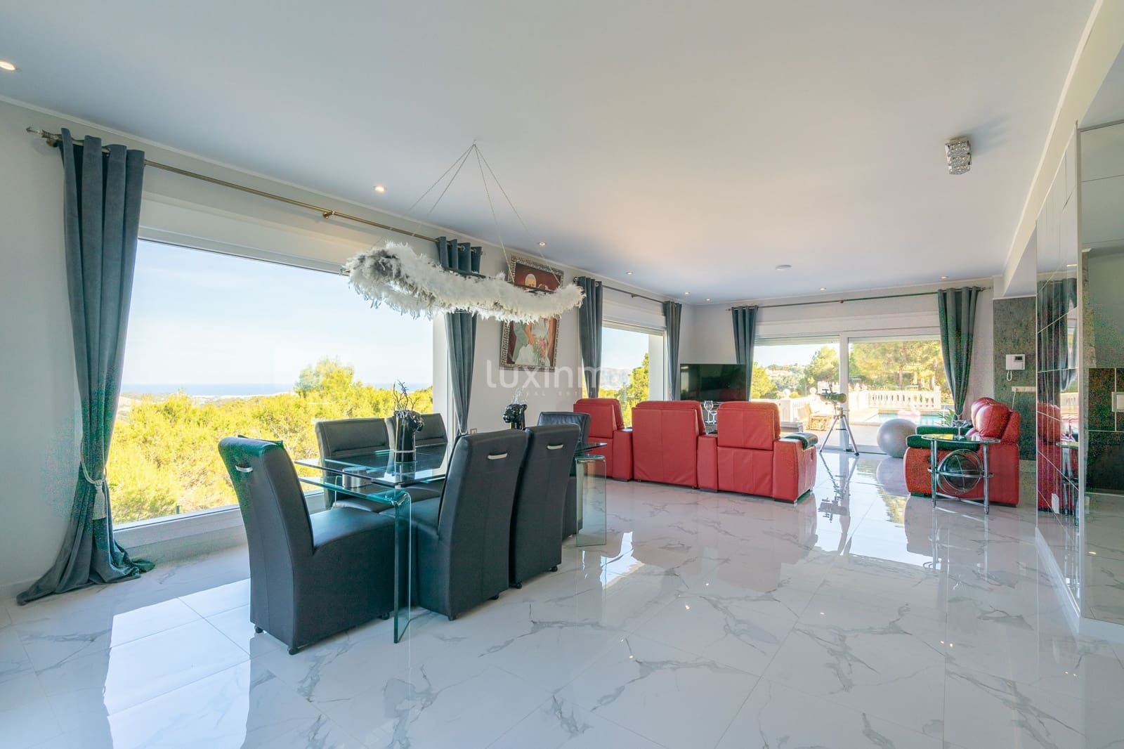 Chalet de 8 habitaciones en La Nucia en venta con piscina garaje - 2.500.000 € (Ref: 10079708)