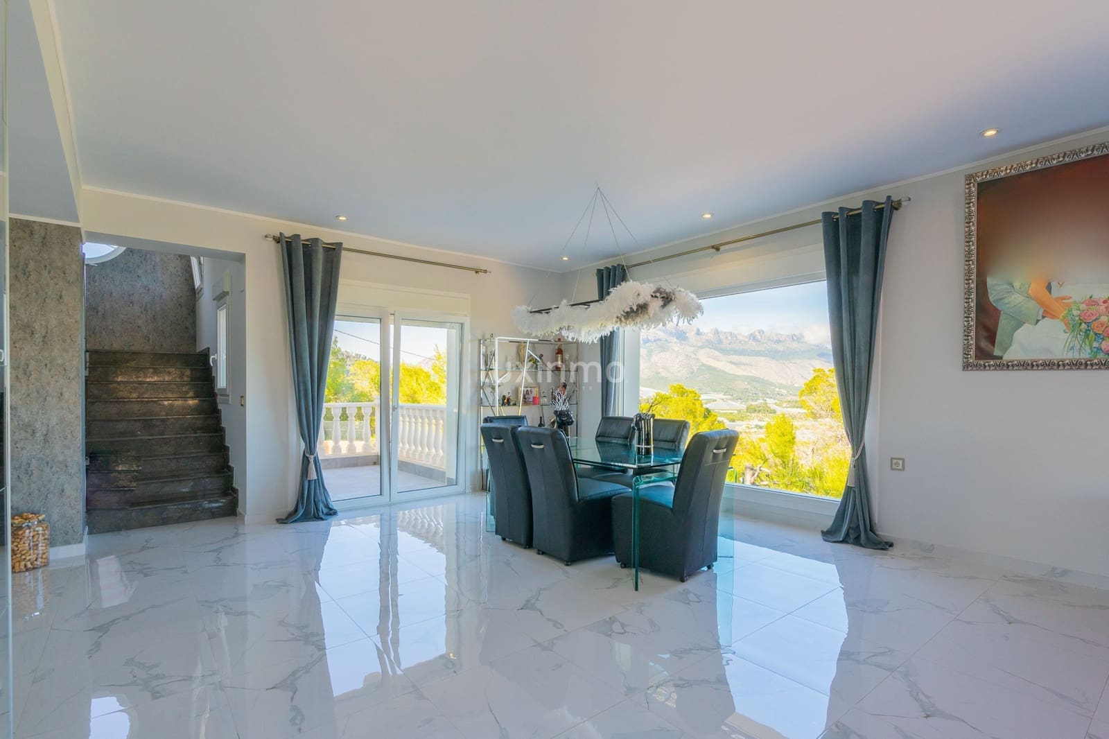Chalet de 8 habitaciones en La Nucia en venta con piscina garaje - 2.500.000 € (Ref: 10079708)
