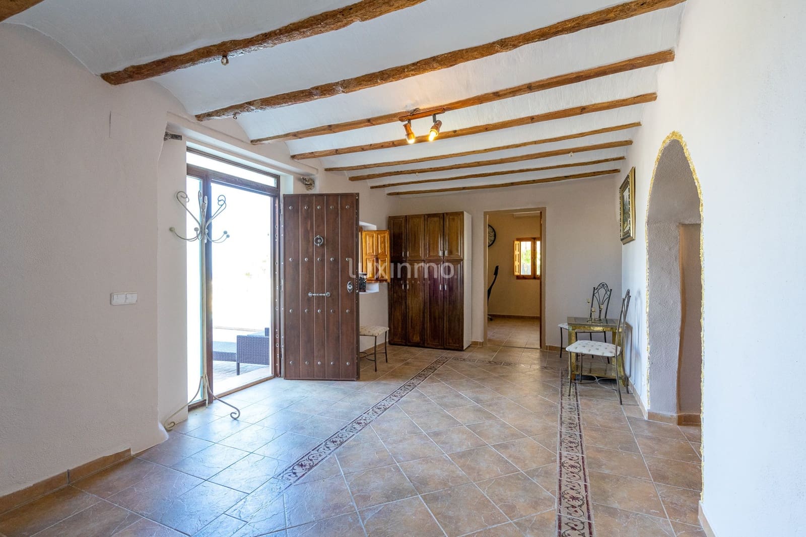 Chalet de 8 habitaciones en La Nucia en venta con piscina garaje - 2.500.000 € (Ref: 10079708)