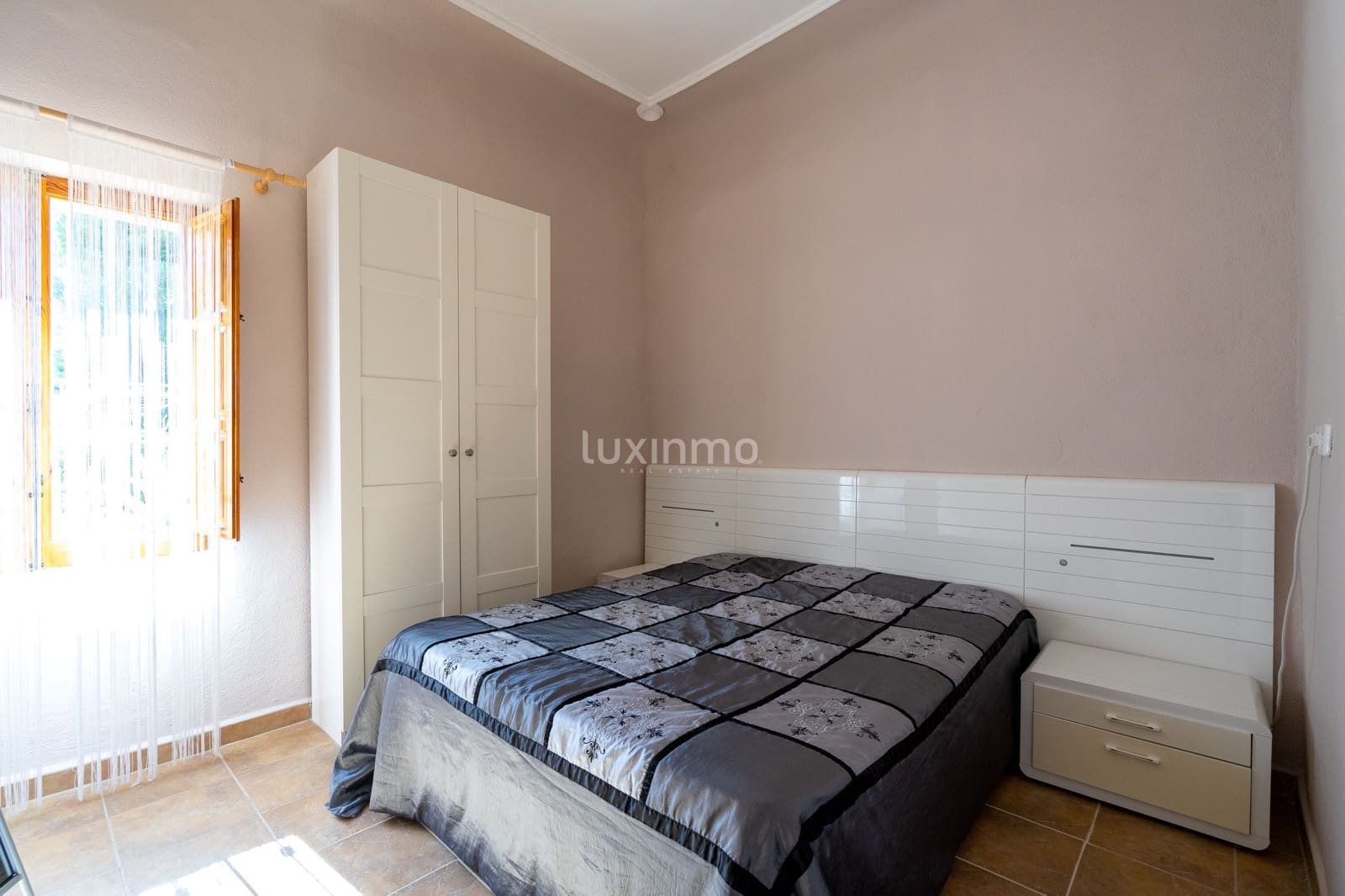 Chalet de 8 habitaciones en La Nucia en venta con piscina garaje - 2.500.000 € (Ref: 10079708)