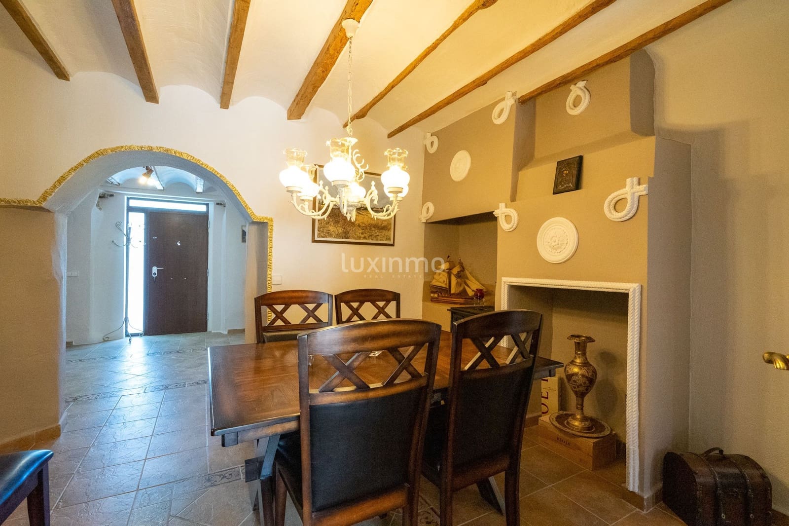 Chalet de 8 habitaciones en La Nucia en venta con piscina garaje - 2.500.000 € (Ref: 10079708)