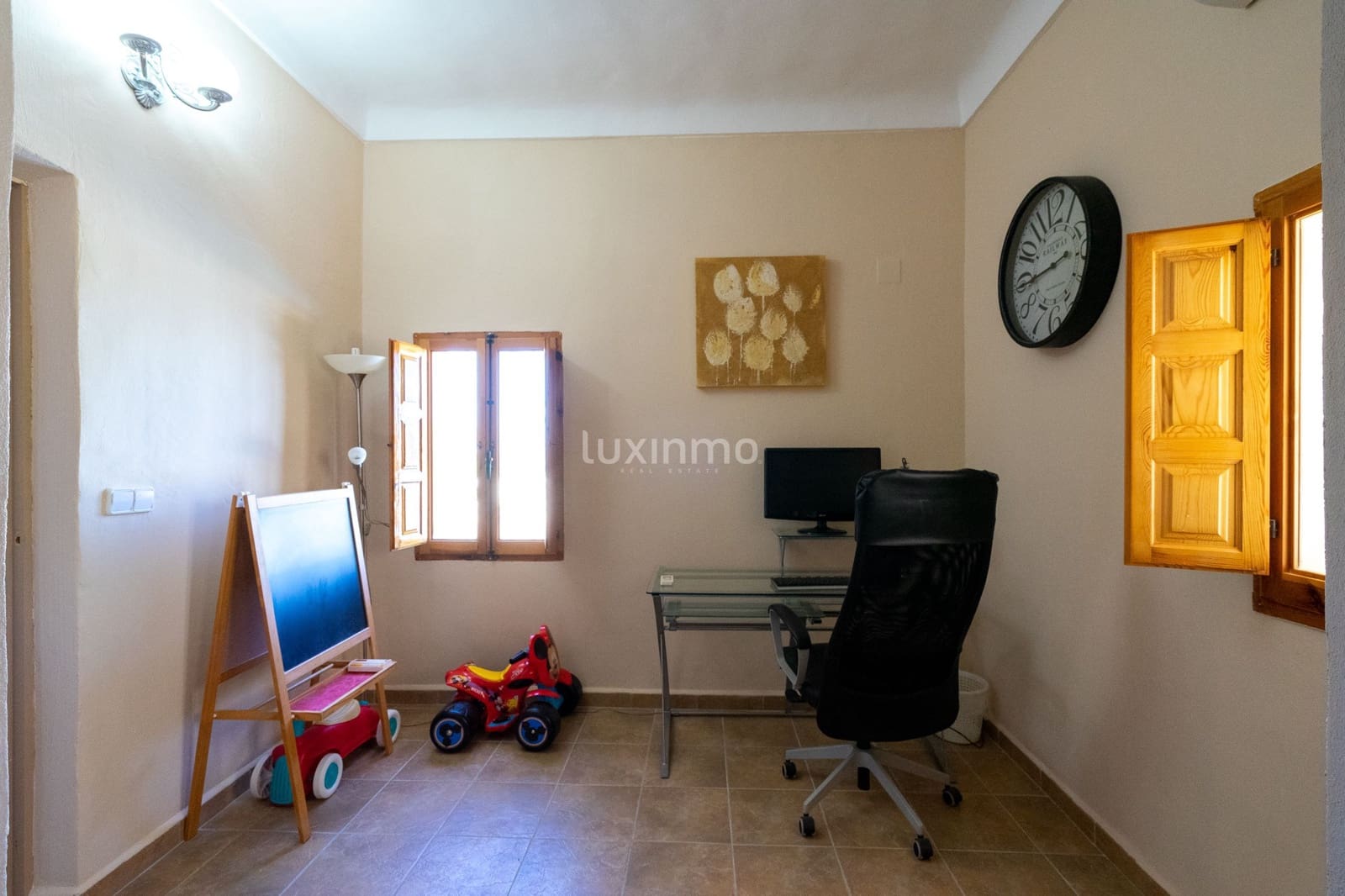 Chalet de 8 habitaciones en La Nucia en venta con piscina garaje - 2.500.000 € (Ref: 10079708)