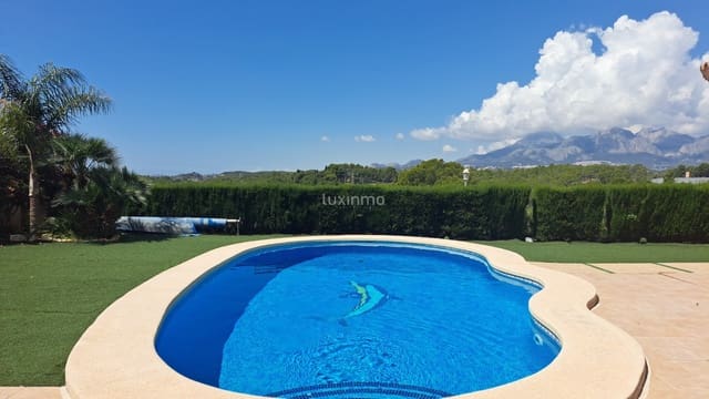 Chalet de 4 habitaciones en Altea la Vella, Altea en venta con piscina garaje - 1.500.000 € (Ref: 10079712)
