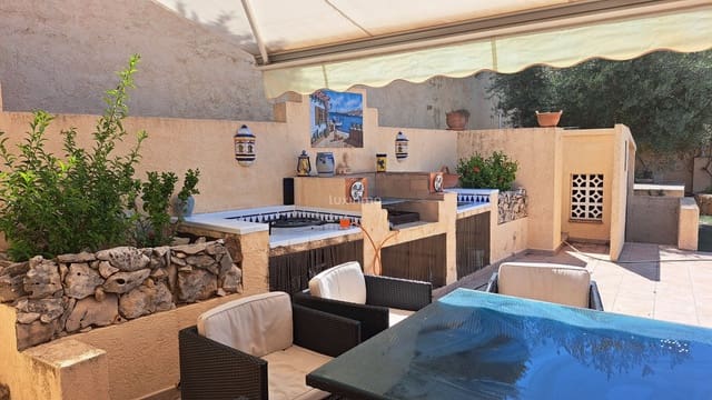 Chalet de 4 habitaciones en Altea la Vella, Altea en venta con piscina garaje - 1.500.000 € (Ref: 10079712)
