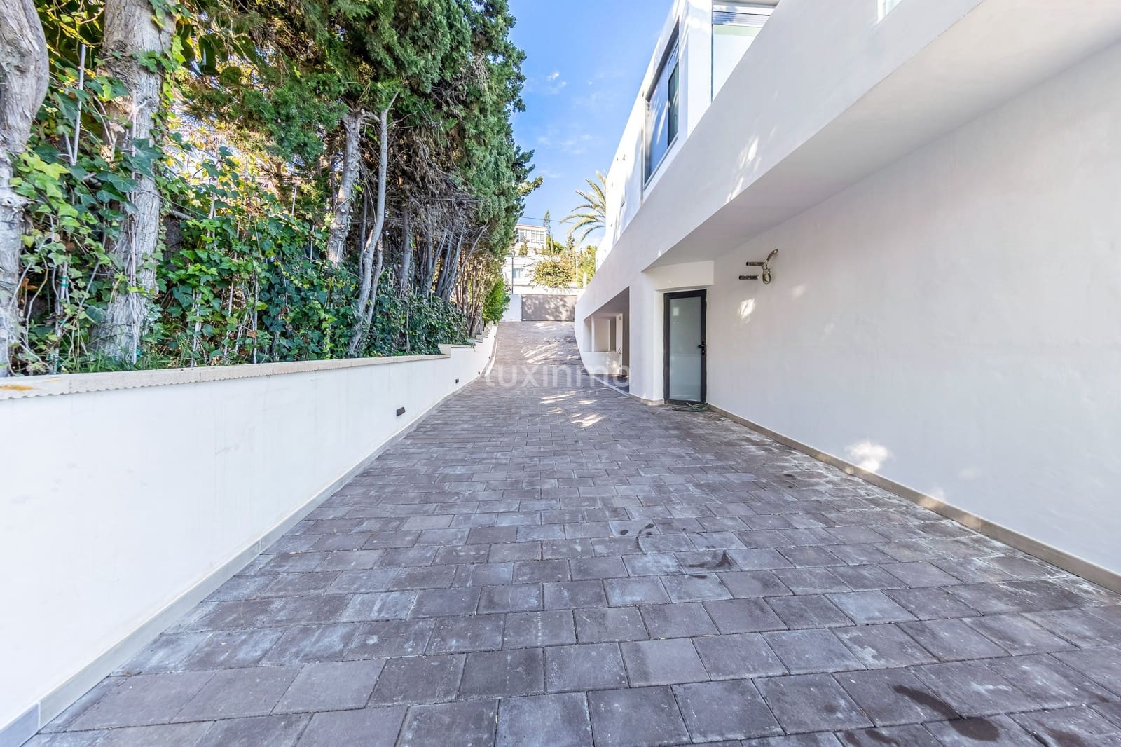 5 soverom Villa til salgs i El Campello med svømmebasseng garasje - € 2 700 000 (Ref: 10079713)