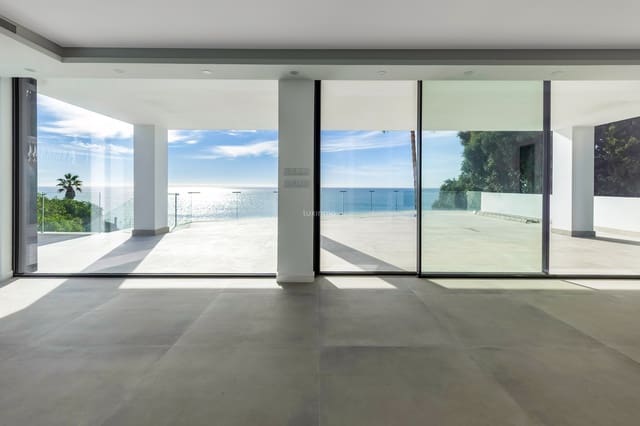 5 soverom Villa til salgs i El Campello med svømmebasseng garasje - € 2 700 000 (Ref: 10079713)