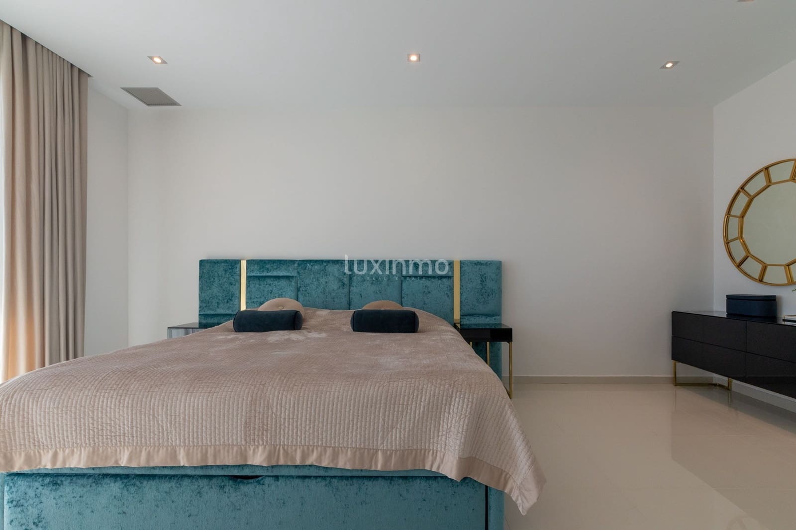 Chalet de 5 habitaciones en Finestrat en venta con piscina garaje - 1.875.000 € (Ref: 10079714)