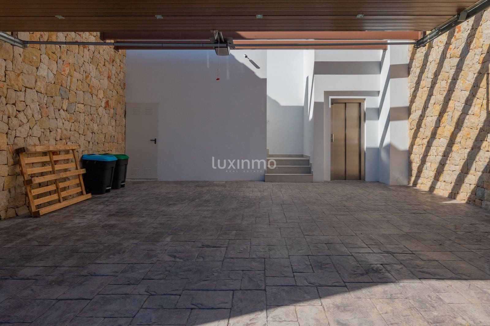 Chalet de 5 habitaciones en Finestrat en venta con piscina garaje - 1.875.000 € (Ref: 10079714)