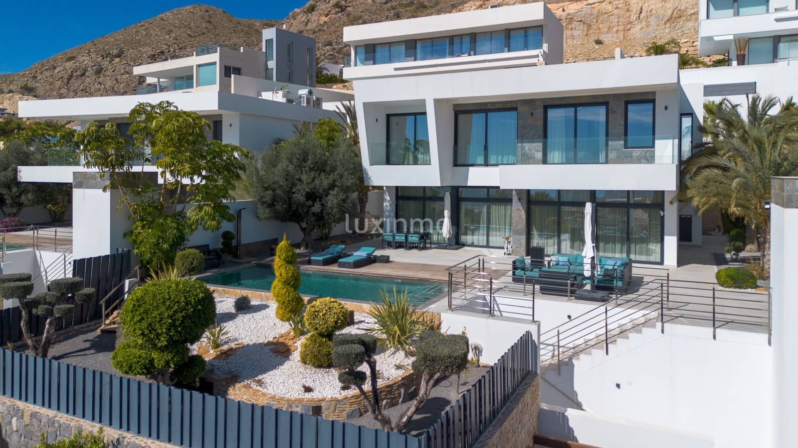 Chalet de 5 habitaciones en Finestrat en venta con piscina garaje - 1.875.000 € (Ref: 10079714)
