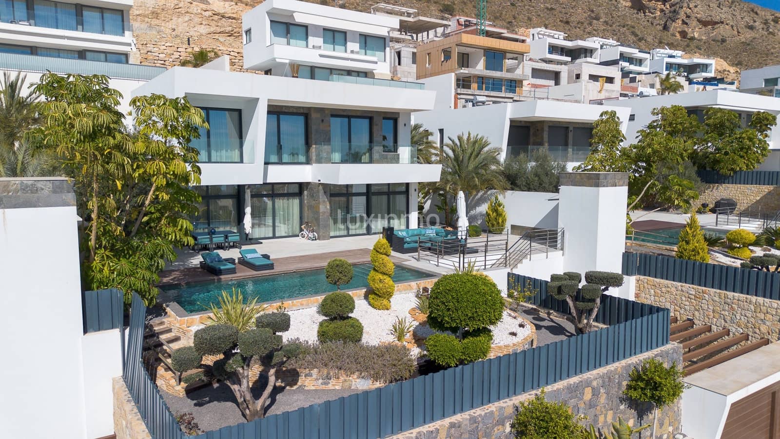 Chalet de 5 habitaciones en Finestrat en venta con piscina garaje - 1.875.000 € (Ref: 10079714)
