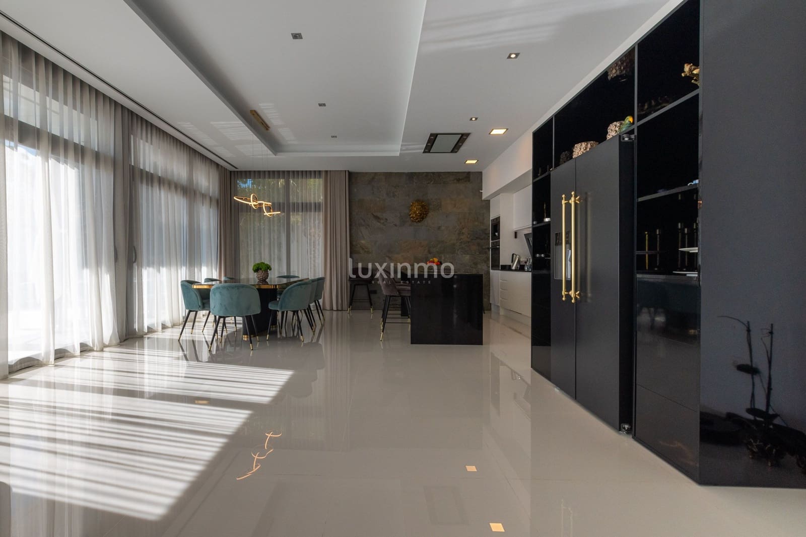 Chalet de 5 habitaciones en Finestrat en venta con piscina garaje - 1.875.000 € (Ref: 10079714)