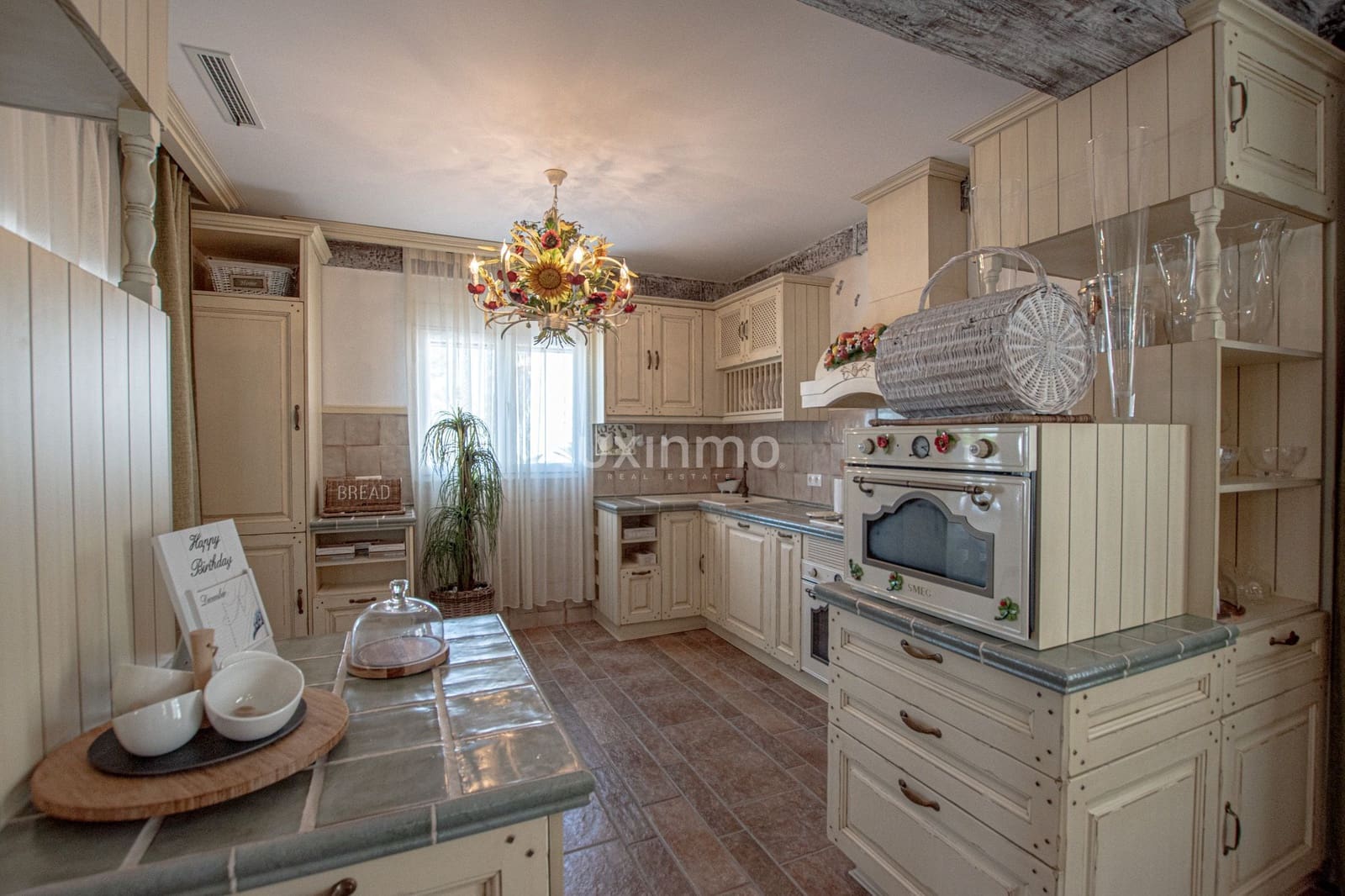 5 quarto Moradia para venda em Teulada com piscina garagem - 1 300 000 € (Ref: 10079717)