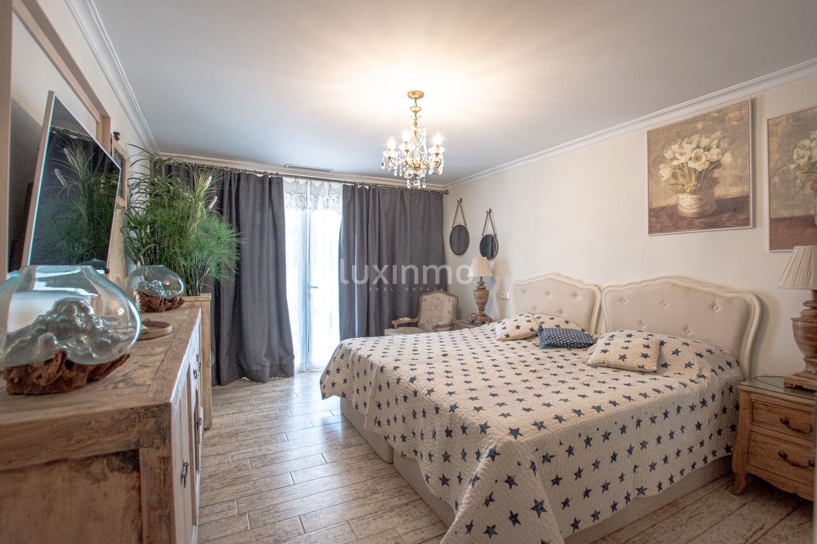 5 quarto Moradia para venda em Teulada com piscina garagem - 1 300 000 € (Ref: 10079717)