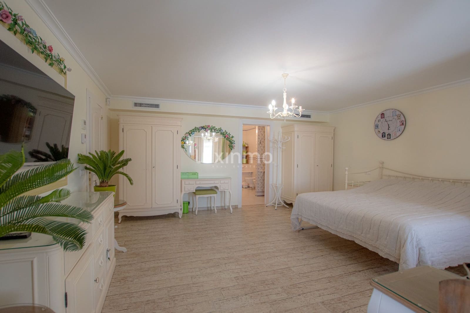 5 quarto Moradia para venda em Teulada com piscina garagem - 1 300 000 € (Ref: 10079717)